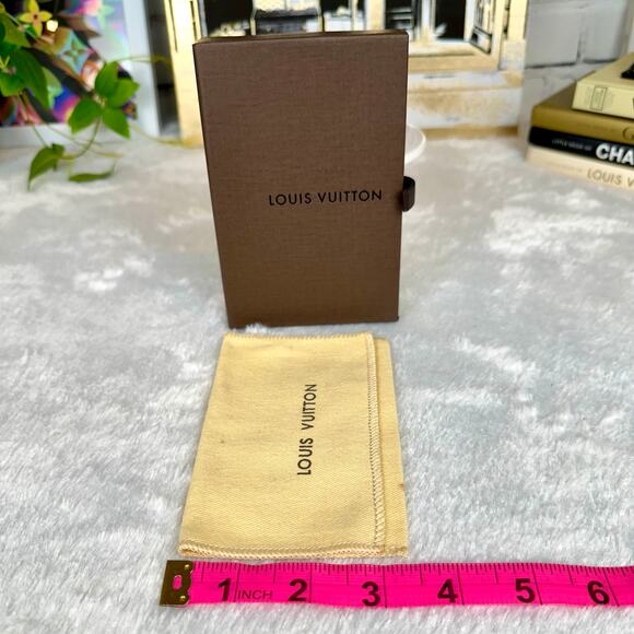 Louis Vuitton Box and dust bag for small accessories LIKE NEW! Great gift set! - Picture 4 of 7